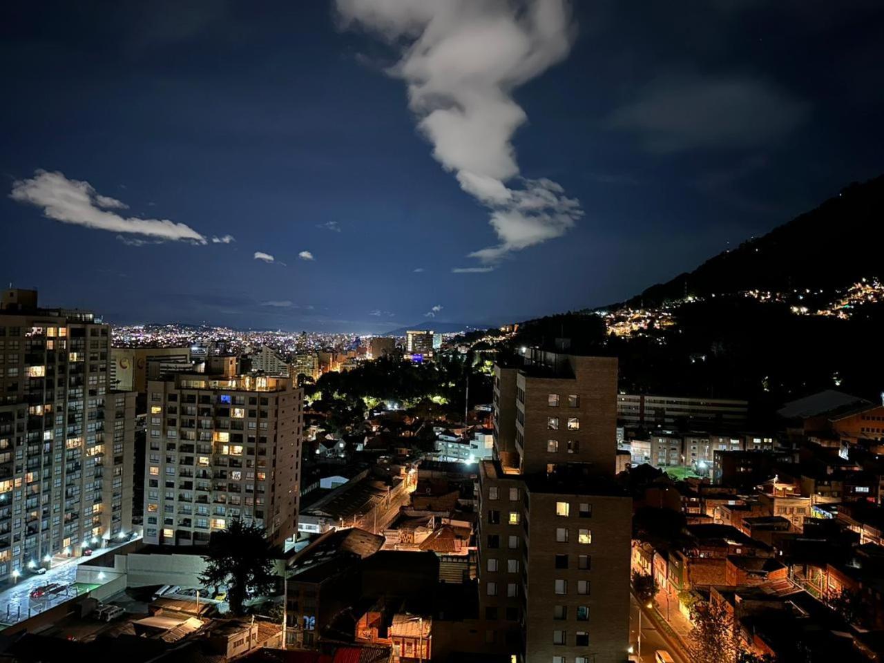 Centro Internacional - La Quinta Apartment โบโกตา ภายนอก รูปภาพ